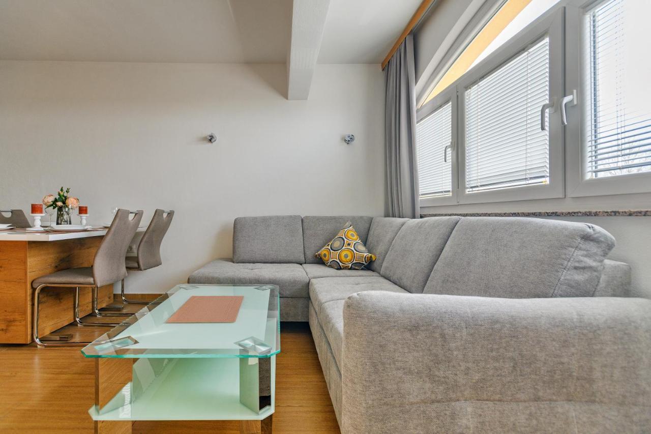 Comfort Apartments In Peaceful Area Zadar - With Garden Exterior foto